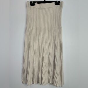 Frank and Oak minimalist chic Pleated Skirt size XS
